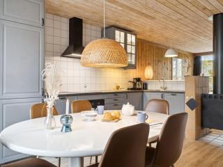Holiday Home Gudrund - 250m from the sea by Interhome - 5