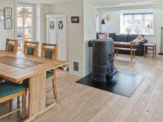Holiday Home Elvira - 300m from the sea by Interhome - 2
