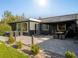 Holiday Home Suvi - 700m from the sea by Interhome - 9
