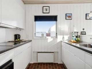 Holiday Home Leny - 900m from the sea by Interhome - 8