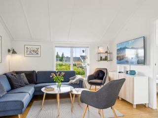 Apartment Sebiorn - 5m from the sea by Interhome - 8