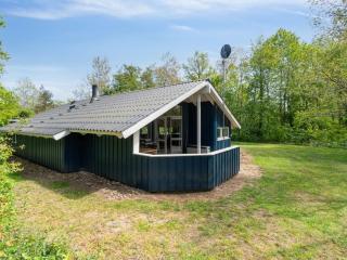 Holiday Home Ejnarine - 300m from the sea by Interhome - 5