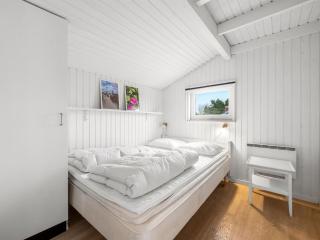 Holiday Home Josef - 950m from the sea by Interhome - 2