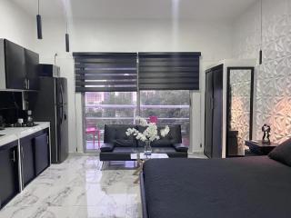 La Puerta Blanca #6 - 4