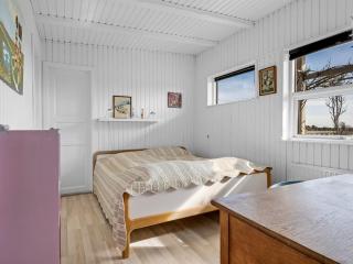 Holiday Home Sylvia - 450m from the sea by Interhome - 6