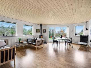 Holiday Home Ensio - 300m to the fjord by Interhome - 5