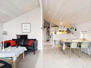 Holiday Home Hereth - 100m from the sea by Interhome - 1