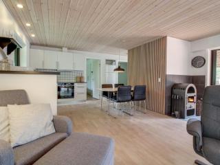 Holiday Home Gunkil - 800m from the sea by Interhome - 6
