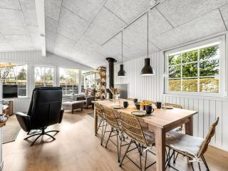 Holiday Home Ludvika - 300m to the fjord by Interhome - 2
