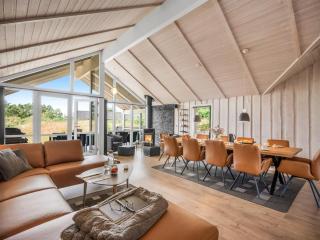 Holiday Home Jeldrik - 1-5km from the sea by Interhome - 3