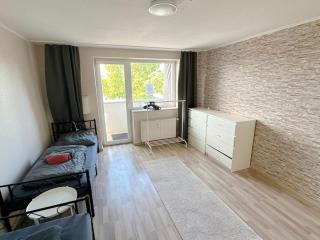 Work and Stay near Frankfurt Airport 2BR and Balcony - 2