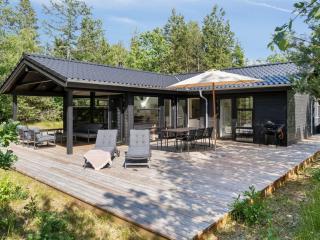 Holiday Home Ela - 800m from the sea by Interhome - 0