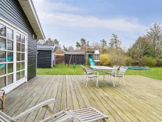 Holiday Home Kara - 450m from the sea by Interhome - 7