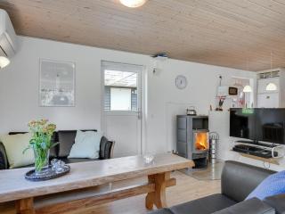 Holiday Home Hildulf - 2km from the sea by Interhome - 6
