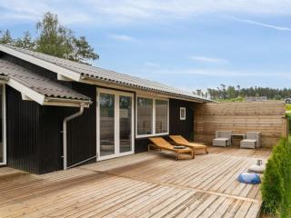 Holiday Home Neele - 800m from the sea by Interhome - 6