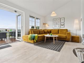 Apartment Isbiorn - 300m from the sea by Interhome - 5