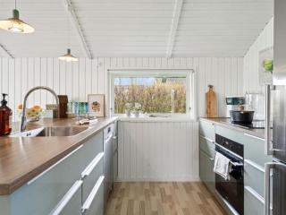 Holiday Home Guthmund - 400m from the sea by Interhome - 3