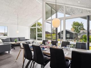 Holiday Home Henryk - 75m from the sea by Interhome - 1