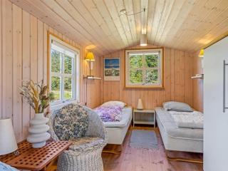 Holiday Home Hellena - 700m from the sea by Interhome - 2