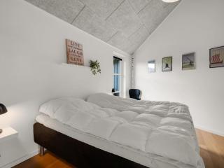 Holiday Home Bernice - 900m from the sea by Interhome - 5