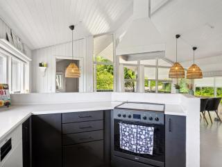 Holiday Home Caro - 900m from the sea by Interhome - 6
