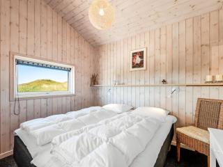 Holiday Home Aurore - 700m from the sea by Interhome - 2