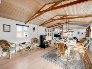 Holiday Home Aviaya - 350m from the sea by Interhome - 5