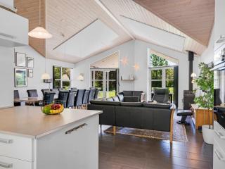 Holiday Home Ahto - 600m to the fjord by Interhome - 3