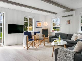 Holiday Home Hinrich - 750m from the sea by Interhome - Hals - 2