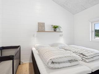 Holiday Home Marinus - 800m from the sea by Interhome - 3