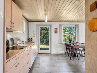 Holiday Home Jonnhild - 700m from the sea by Interhome - 3