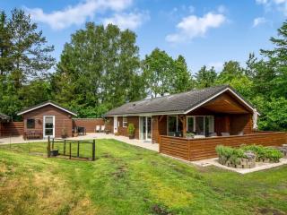 Holiday Home Mauri - from the sea by Interhome - 0