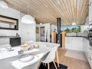 Holiday Home Clea - 300m from the sea by Interhome - 4