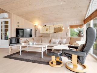 Holiday Home Gudlaug - 1km from the sea by Interhome - 2