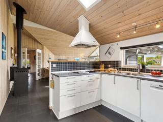 Holiday Home Edzard - 800m from the sea by Interhome - 6