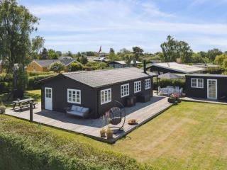 Holiday Home Kim - 250m from the sea by Interhome - 0