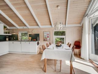 Holiday Home Amundi - 500m from the sea by Interhome - 8