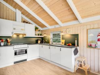 Holiday Home Amundi - 500m from the sea by Interhome - 7