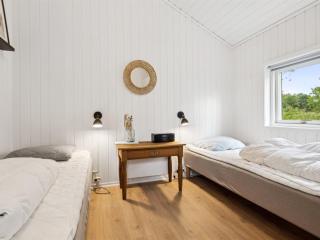 Holiday Home Hermund - 100m from the sea by Interhome - 6