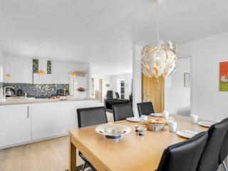 Holiday Home Ansine - 500m from the sea by Interhome - 3