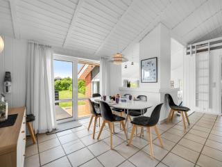 Holiday Home Elviira - 600m from the sea by Interhome - 7