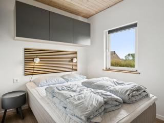 Holiday Home Svenn - 300m from the sea by Interhome - 2