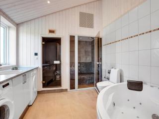 Holiday Home Kiersten - 800m from the sea by Interhome - 5