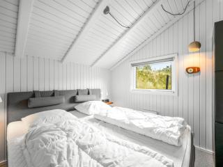 Holiday Home Emin - 700m from the sea by Interhome - 2