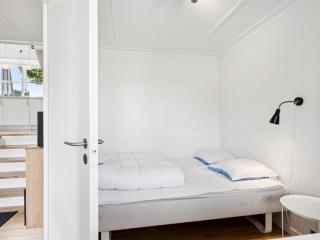 Holiday Home Jænis - 10m from the sea by Interhome - 9