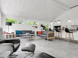 Holiday Home Patrice - 300m from the sea by Interhome - 4