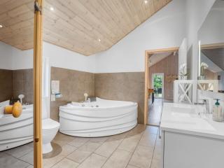 Holiday Home Imke - 1km from the sea by Interhome - 9