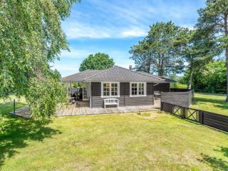 Holiday Home Felicia - 350m from the sea by Interhome - Gedser - 0