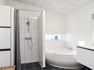 Holiday Home Bæver - 200m from the sea by Interhome - 4