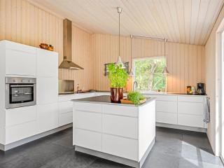 Holiday Home Trena - 1-2km to the fjord by Interhome - 1